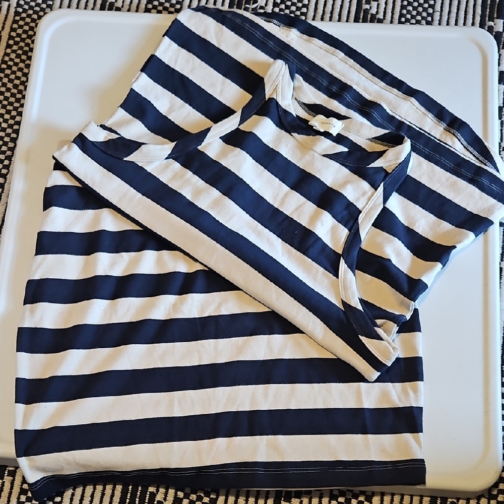 Ennea Striped Navy Skirt Set